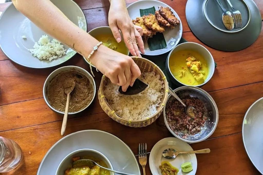 Authentic Balinese Cooking & Market Tour media 2