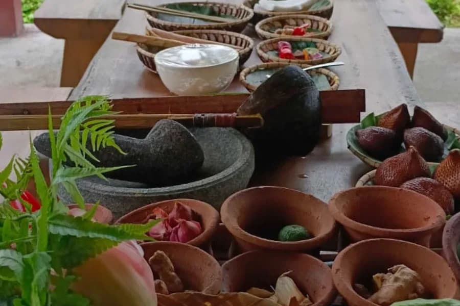 6 Hours  Salak Agro 4WD Jeep Plantation Tour and Balinese Cuisine
