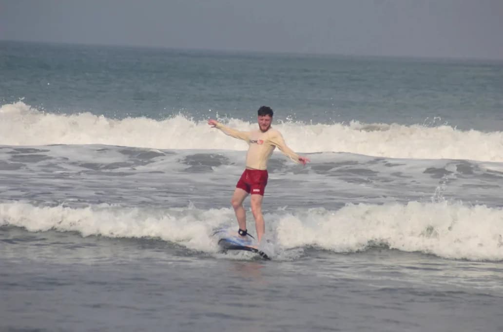 Private Beginner Surf Lesson - Half Day
