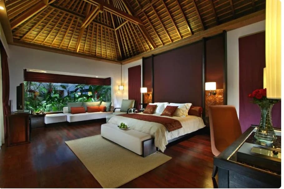 The Royal Santrian gallery 2