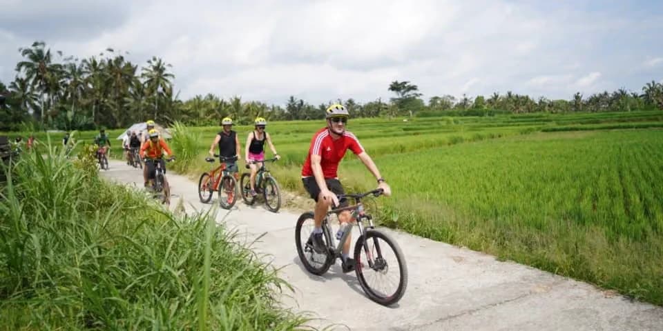 Giri E-Bikes in Jatiluwih