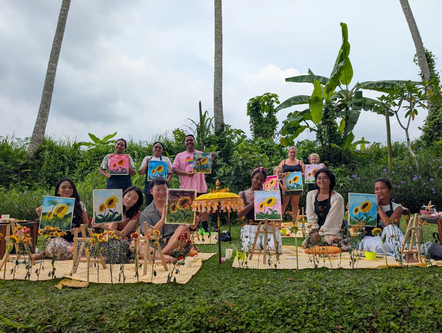 120 Menit Piknik Luar Ruangan Melukis dan Menyeruput