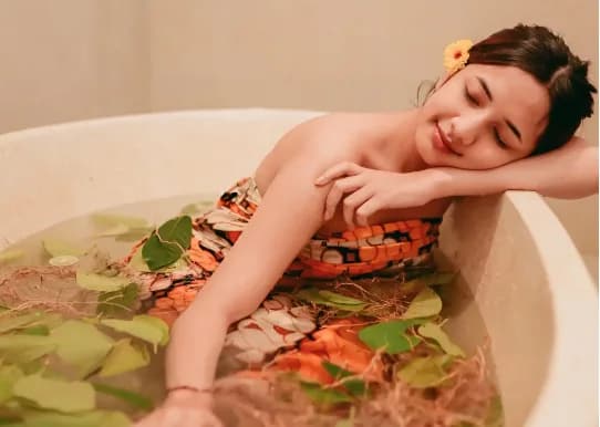 120 Menit Body Polish Mineral Laut & Detoksifikasi