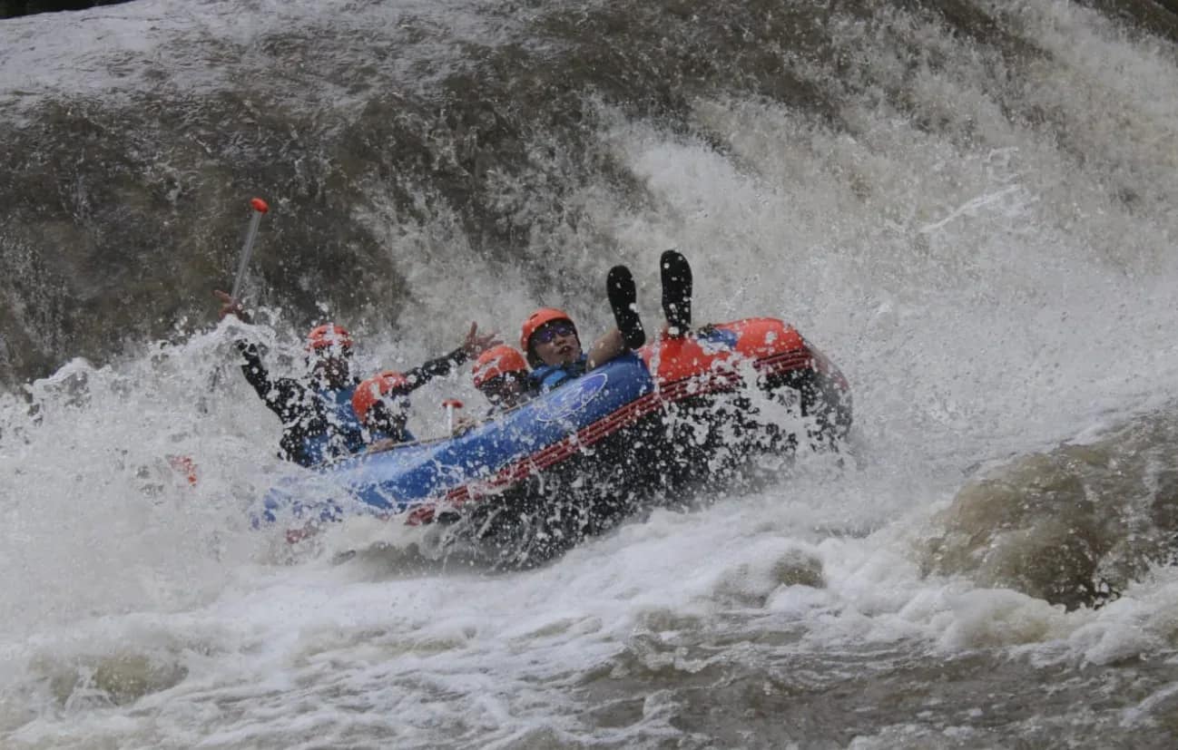 Green Adventure Rafting in Sidemen